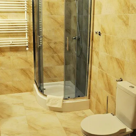 Santi 4* Krakau