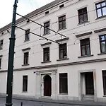 Santi Szálloda 4*