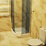 Santi מלון 4*