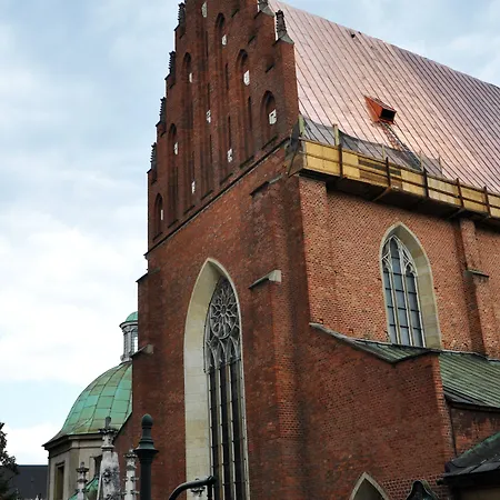 Szálloda Santi 4*
