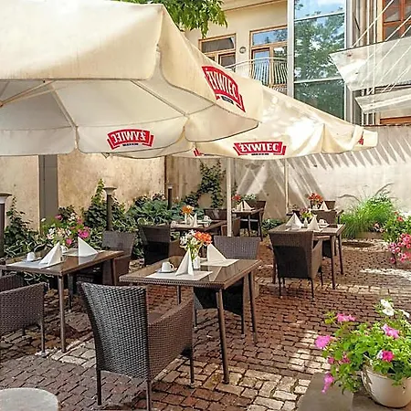 Santi Otel Krakow